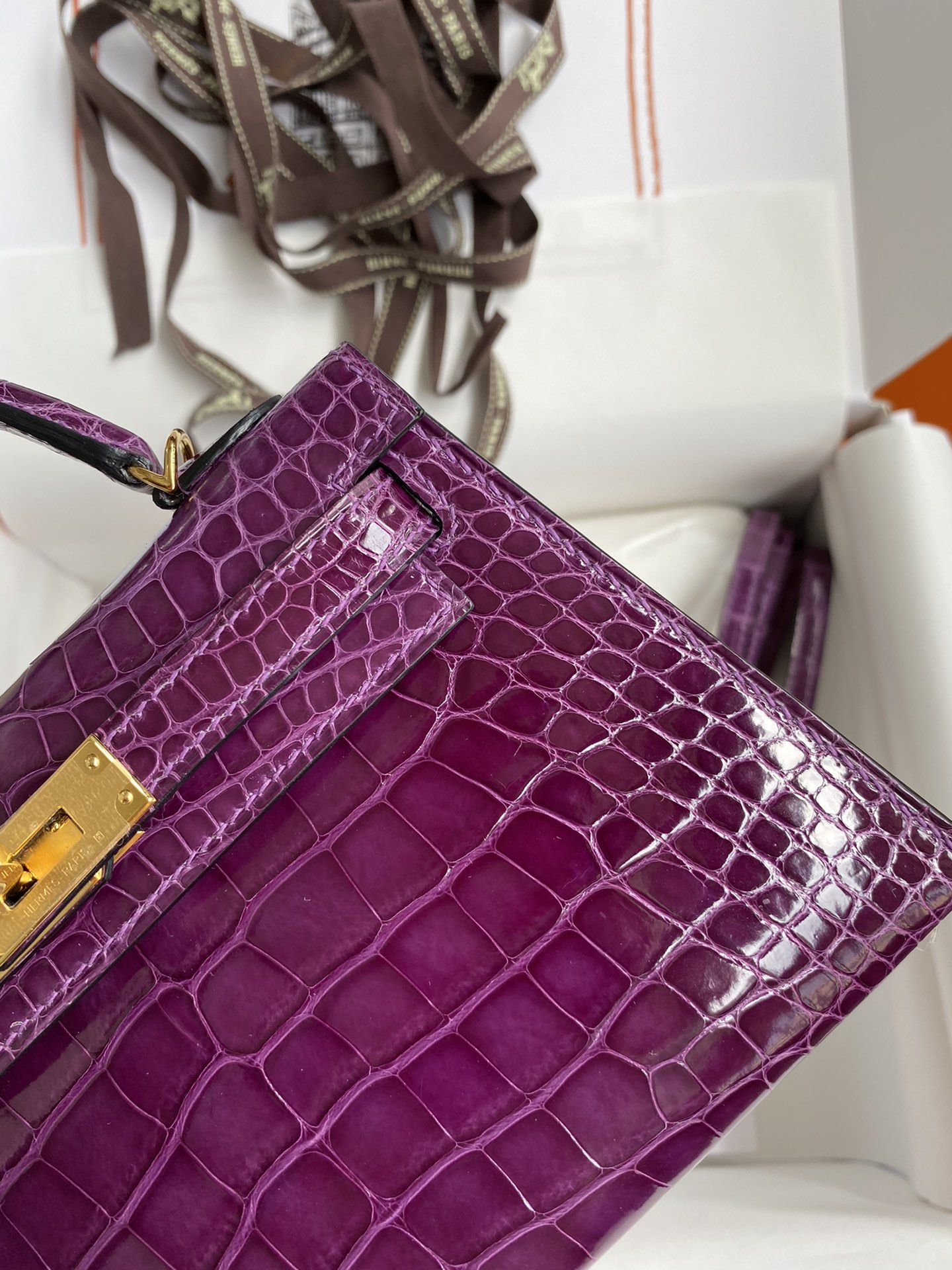 Hermes Kelly Mini II Bag 19CM In Dark Purple Shiny Alligator Leather